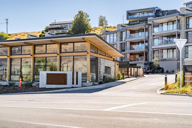 Luxurious Lakefront Penthouse Wanaka Exterior foto